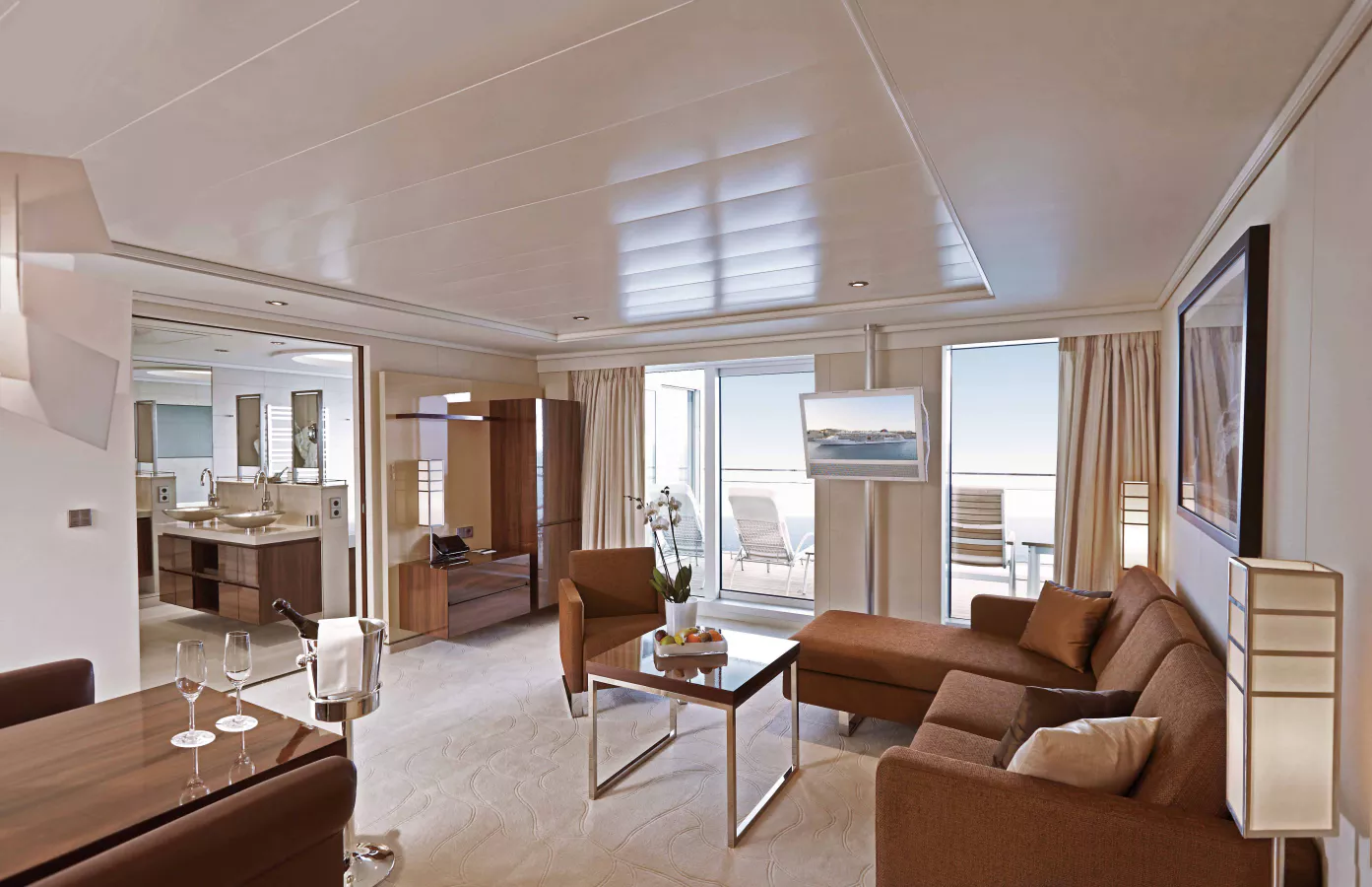 MS Europa 2 Grand penthouse suite